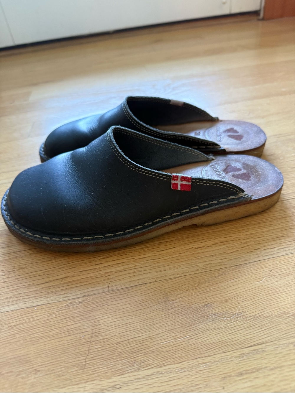 Duckfeet clogs